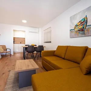 Marta Apartment